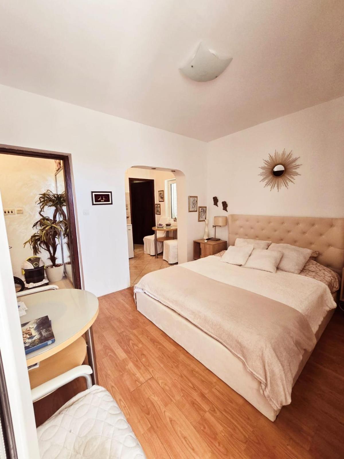 Apartments Nikcevic Будва Екстер'єр фото