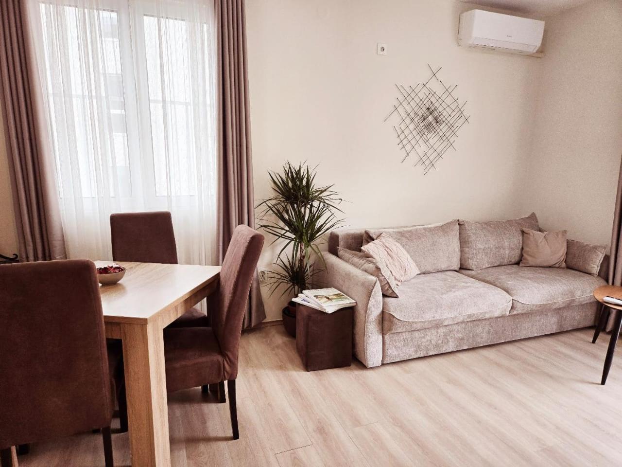 Apartments Nikcevic Будва Екстер'єр фото