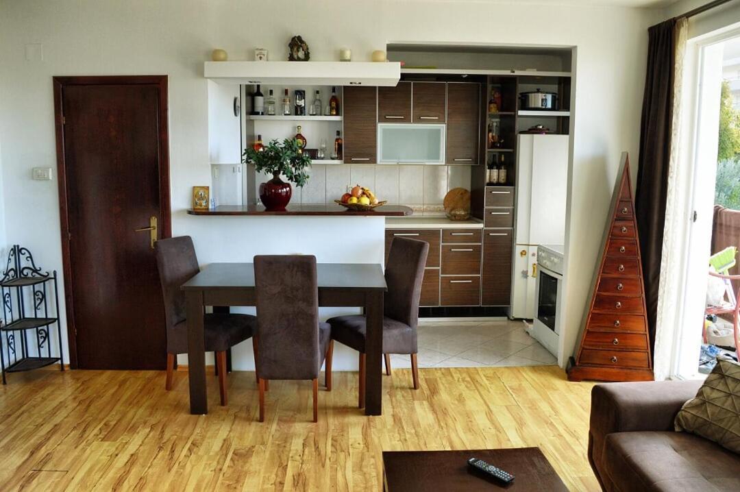 Apartments Nikcevic Будва Екстер'єр фото