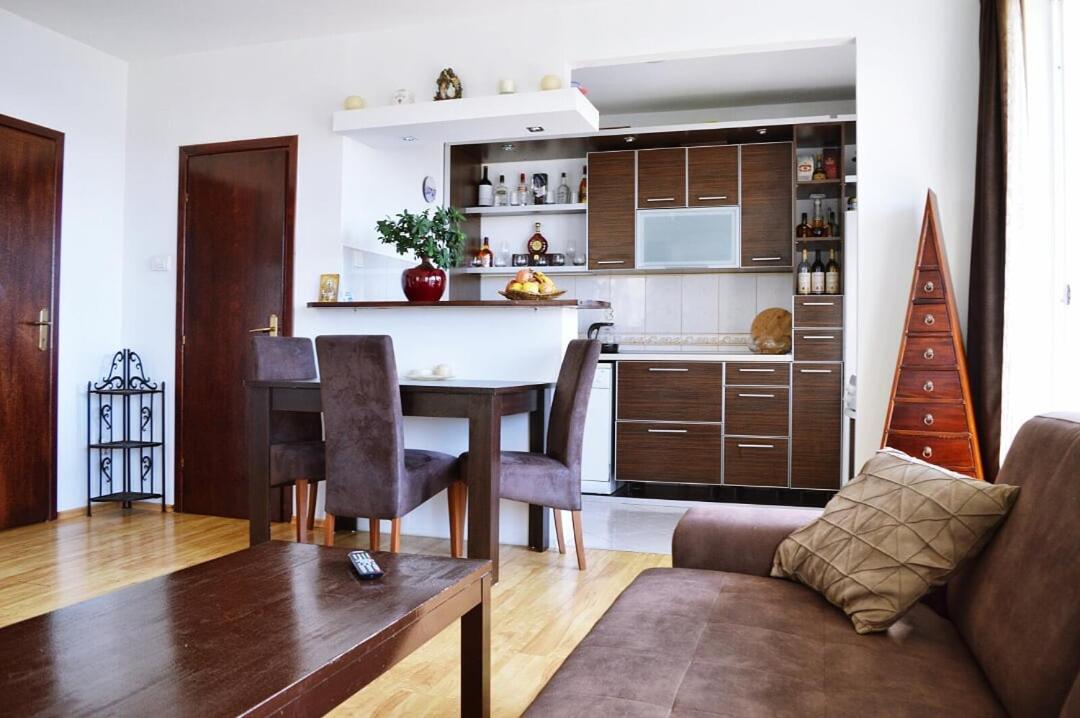 Apartments Nikcevic Будва Екстер'єр фото